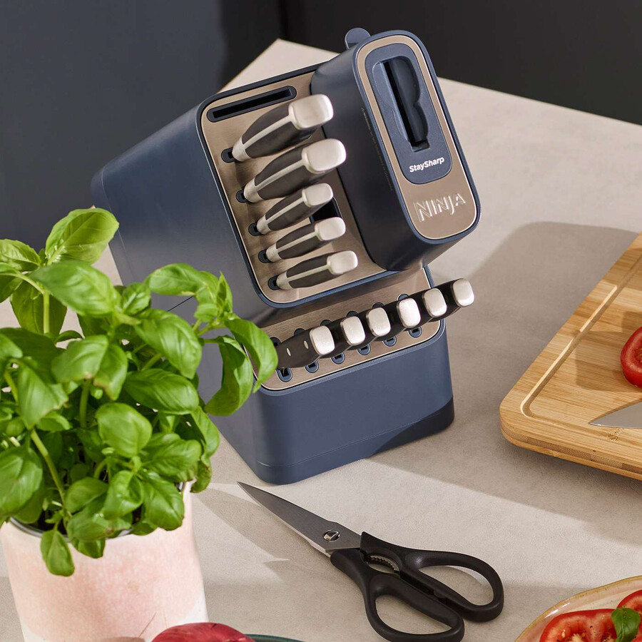 ninja foodi staysharp ceppo coltelli con temperamatite integrato deluxe set da 14 pezzi - cyber space k32014ukcyd