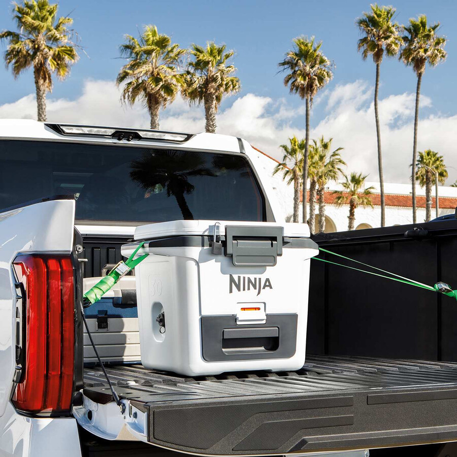 ninja frostvault 30qt28l hard cooler - bianco nuvola fb131ukwh