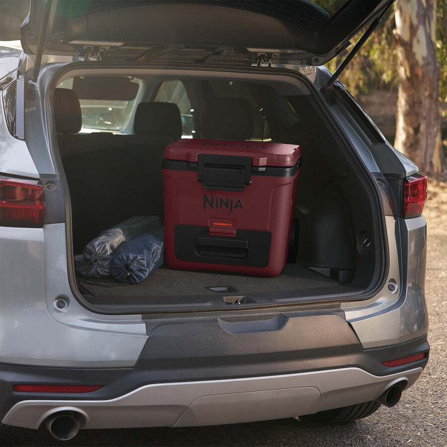 ninja frostvault 30qt28l frigorifero con ruote e zona asciutta rosso canyon fb230ukmr