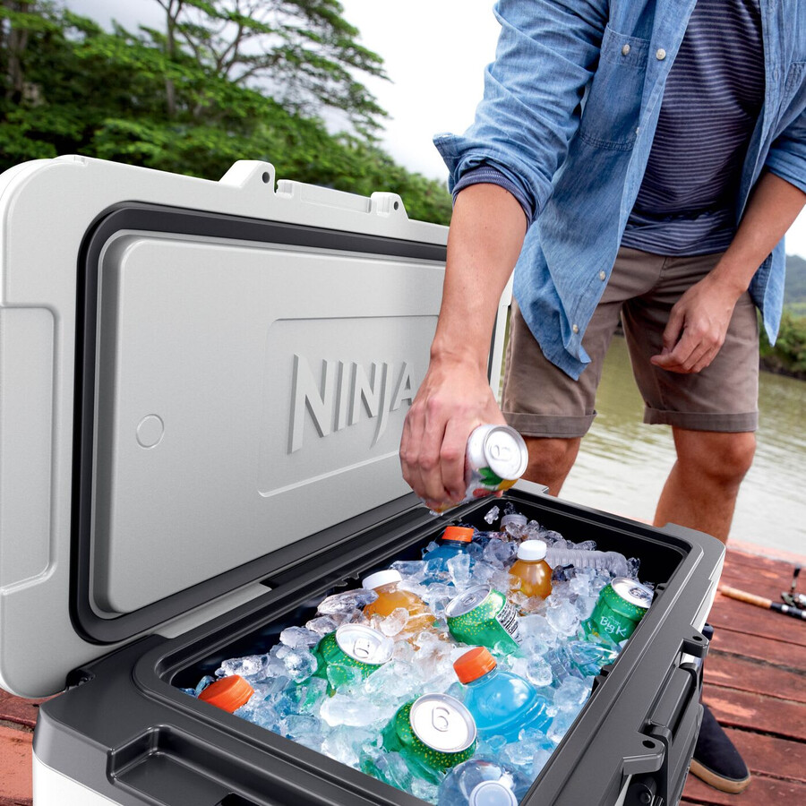 ninja frostvault 65qt61l frigorifero con ruote e zona asciutta bianco nuvola fb265euukwh