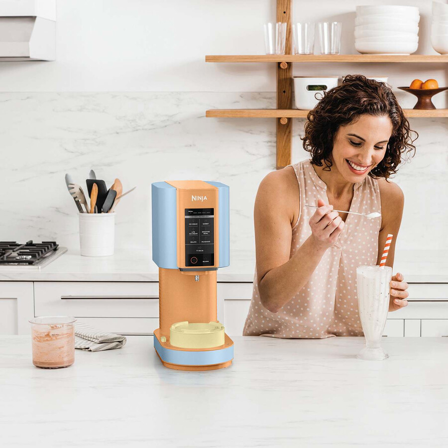 ninja creami gelatiera e macchina per dessert congelati - mirtilli zuccherati e albicocche nc300ukaopl