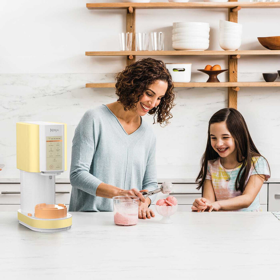 ninja creami gelatiera e macchina per dessert ghiacciati - meringa al limone speziata nc300ukcs