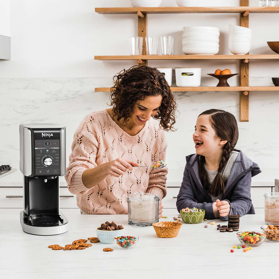 ninja creami deluxe 10 in 1 gelatiera e bevande ghiacciate nc501uk