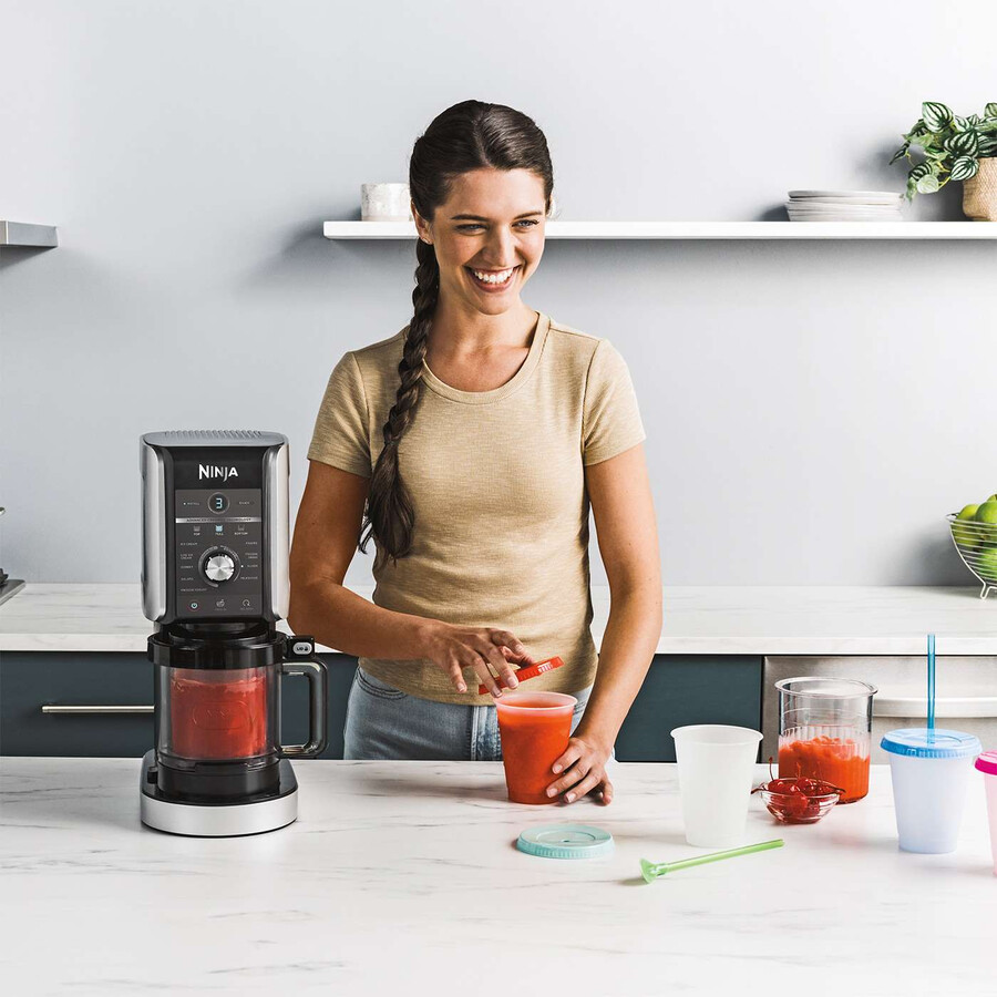ninja creami deluxe 10 in 1 gelatiera e bevande ghiacciate nc501uk